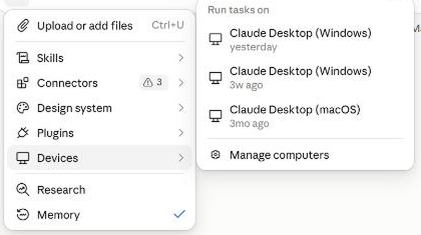 Claudeのチャット入力欄の「＋」メニューに「Devices」があり、タスクを動かす先として手元のClaude Desktopを選べる画面